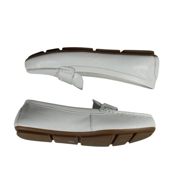 NWOT! CALVIN KLEIN! WHITE GENUINE LEATHER, SNAKESKIN IMPRINT LOAFERS! SZ 7.5M - Picture 9 of 14
